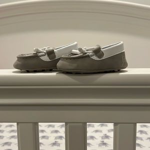 NWOT Mayoral Grey + White Loafers 🚭